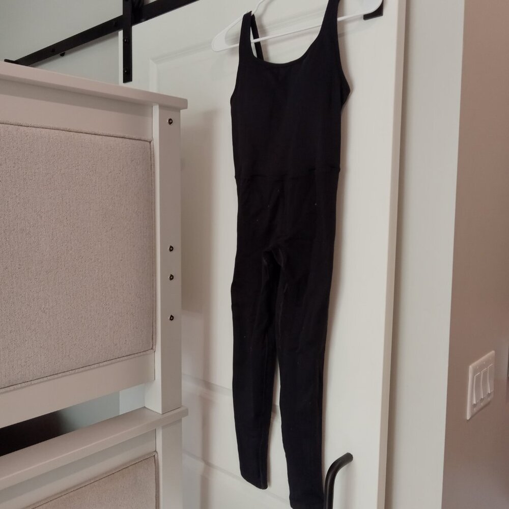 NEW SMALL All In Motion Black Women's Square Neck Active